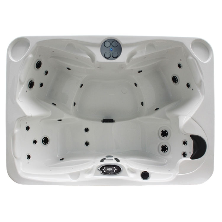 THE BARONESS Regency Collection Hot Tub